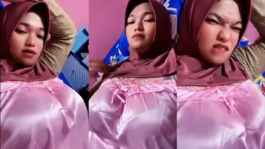 Bela Tobrut Live Streaming Pamer Dada Menggoda poster