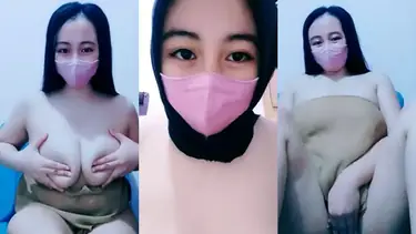Bokep Jilbab Ukhti Nakal Pamer Dada Montok poster