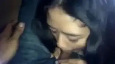 Gadis Cantik Pasrah Servis Kasur Bareng Pacar poster