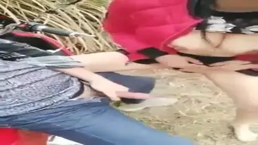 Jalanan Sepi Pasangan Nekat Bercinta Ganas poster