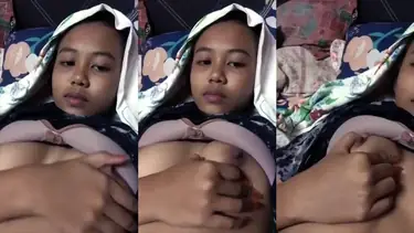 Monkeybee Pamer Posisi Nungging Liar Mantap poster