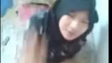 Ukhti Hijab Black Cantik Pasrah Goyang Kasur poster