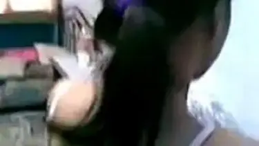 Ukhti Hijab Mulus Cantik Pasrah Goyang Kasur Crot poster